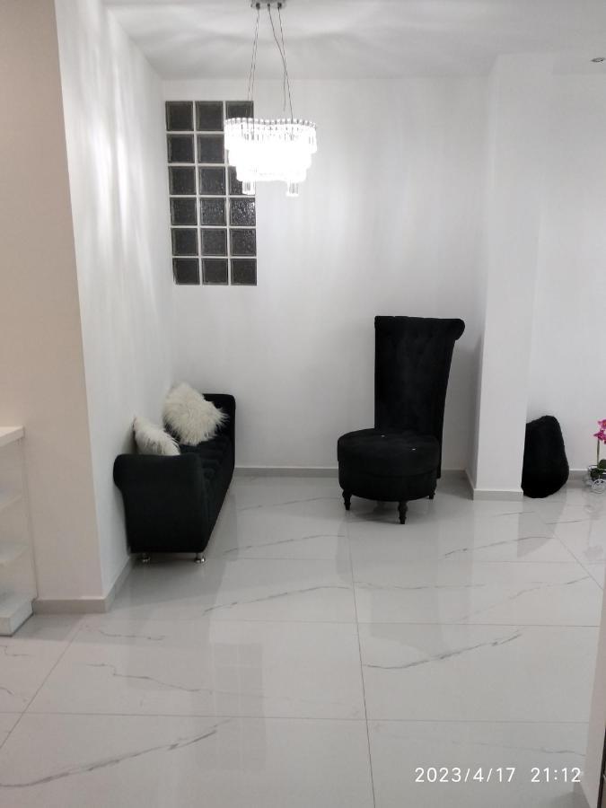 Despina'S Luxury Apt Downtown Iraklion Buitenkant foto