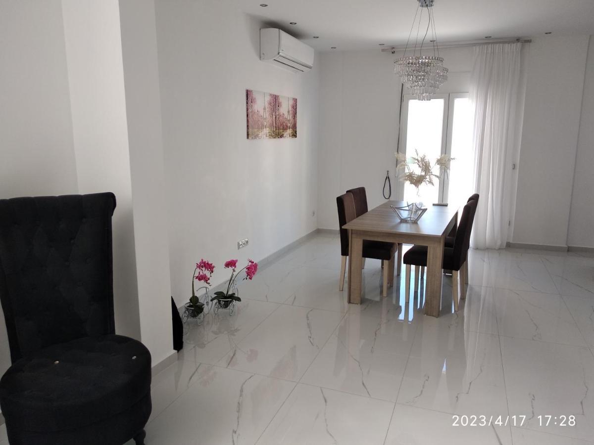 Despina'S Luxury Apt Downtown Iraklion Buitenkant foto