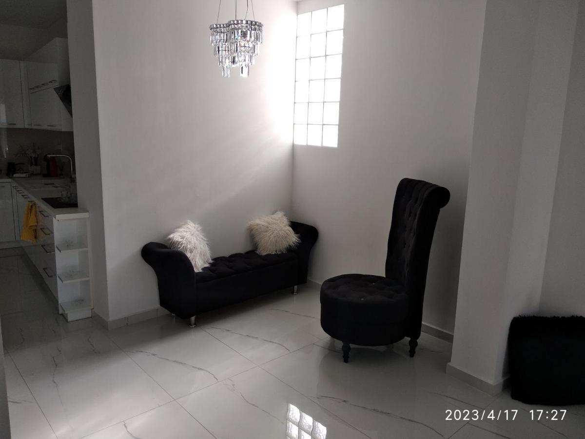 Despina'S Luxury Apt Downtown Iraklion Buitenkant foto